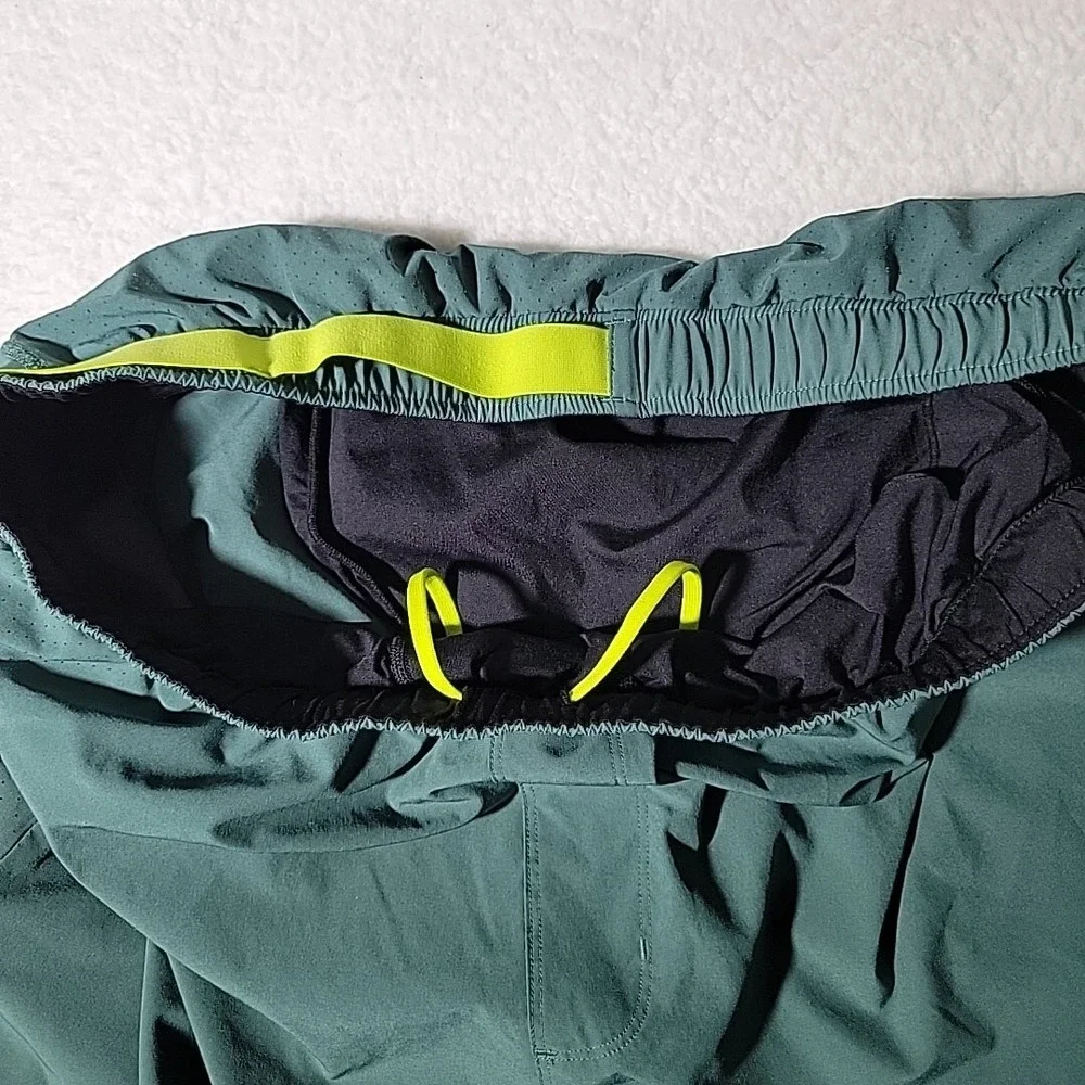 Rhone Barry's Swim Trunks Extra Large Green Lined‎ Drawstring Zip Pockets Logo